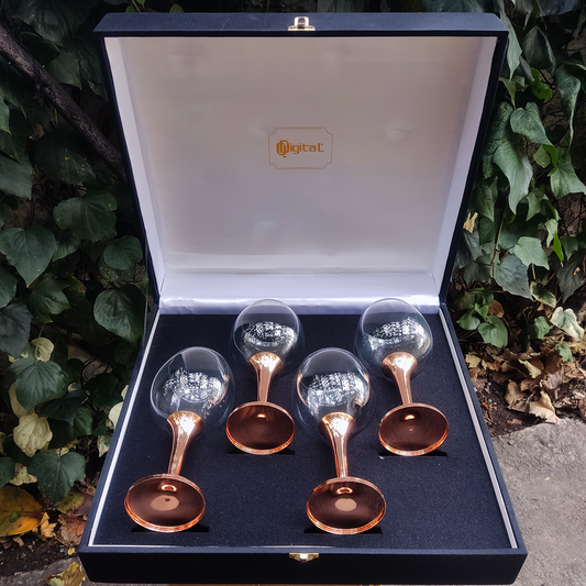 Set 4 Copas de Vino Lisa C/ Pie de Cobre